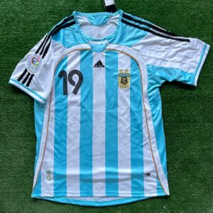 Argentina 2006 Local — Messi #19 (Retro)