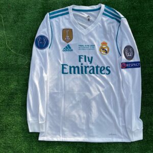 Real Madrid 2017/18 Local — Ronaldo #7 (Player Retro)
