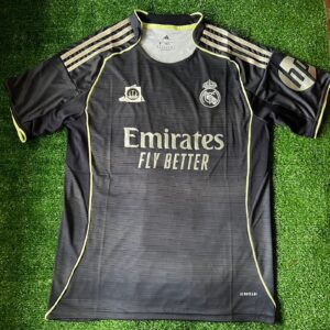 Real Madrid 2025/26 Visitante — Fan